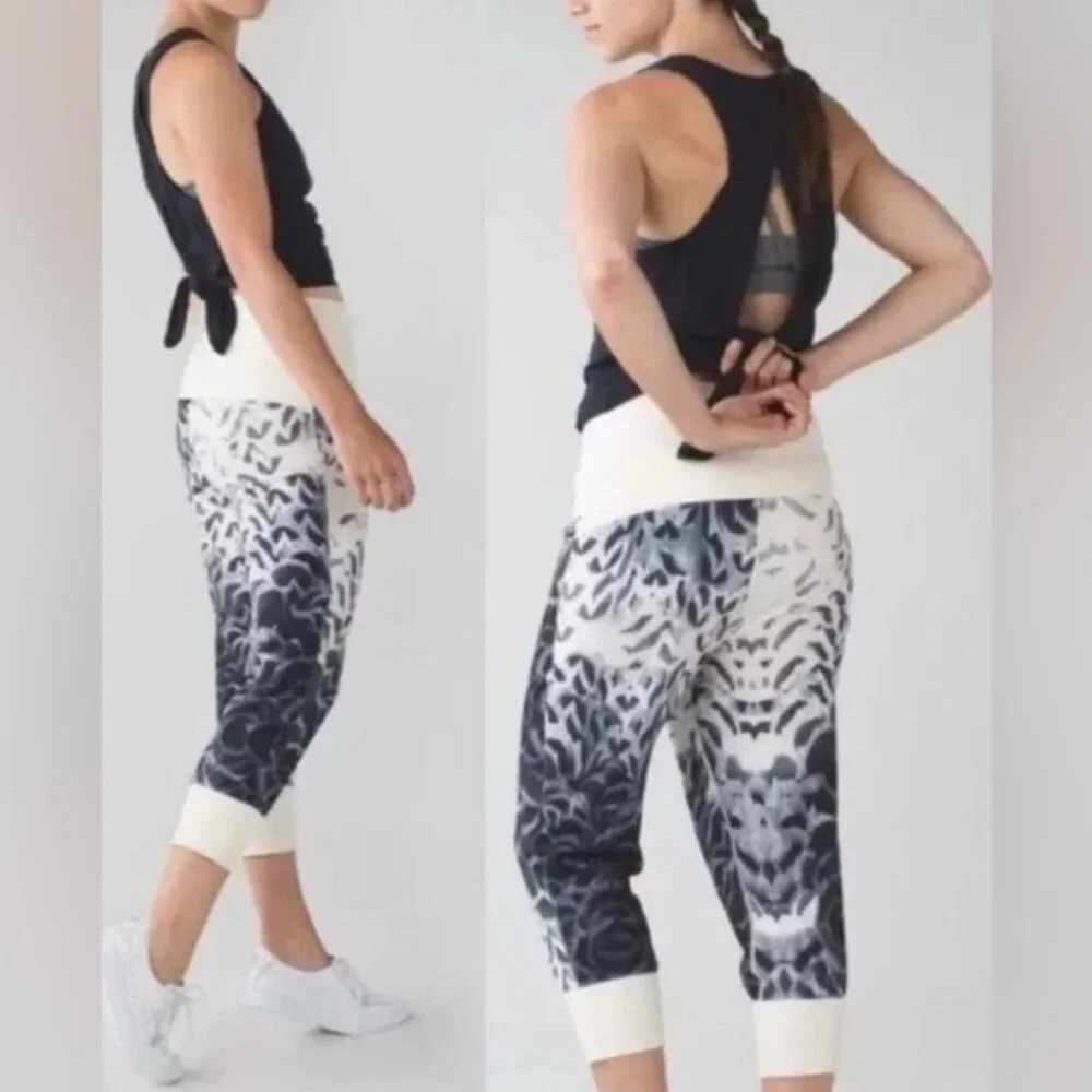 Lululemon Dance to yoga lightweight boyfriend fit stretch trend athletic Pant 2 - Picture 1 of 3